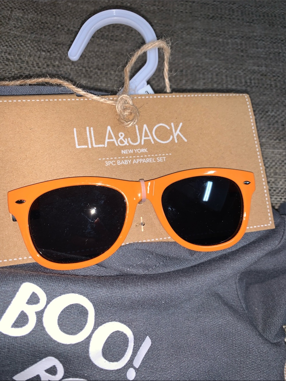 Lila & Jack, New York three-piece baby outfit 3-6 months NEW WITH TAGS - Picture 3 of 8